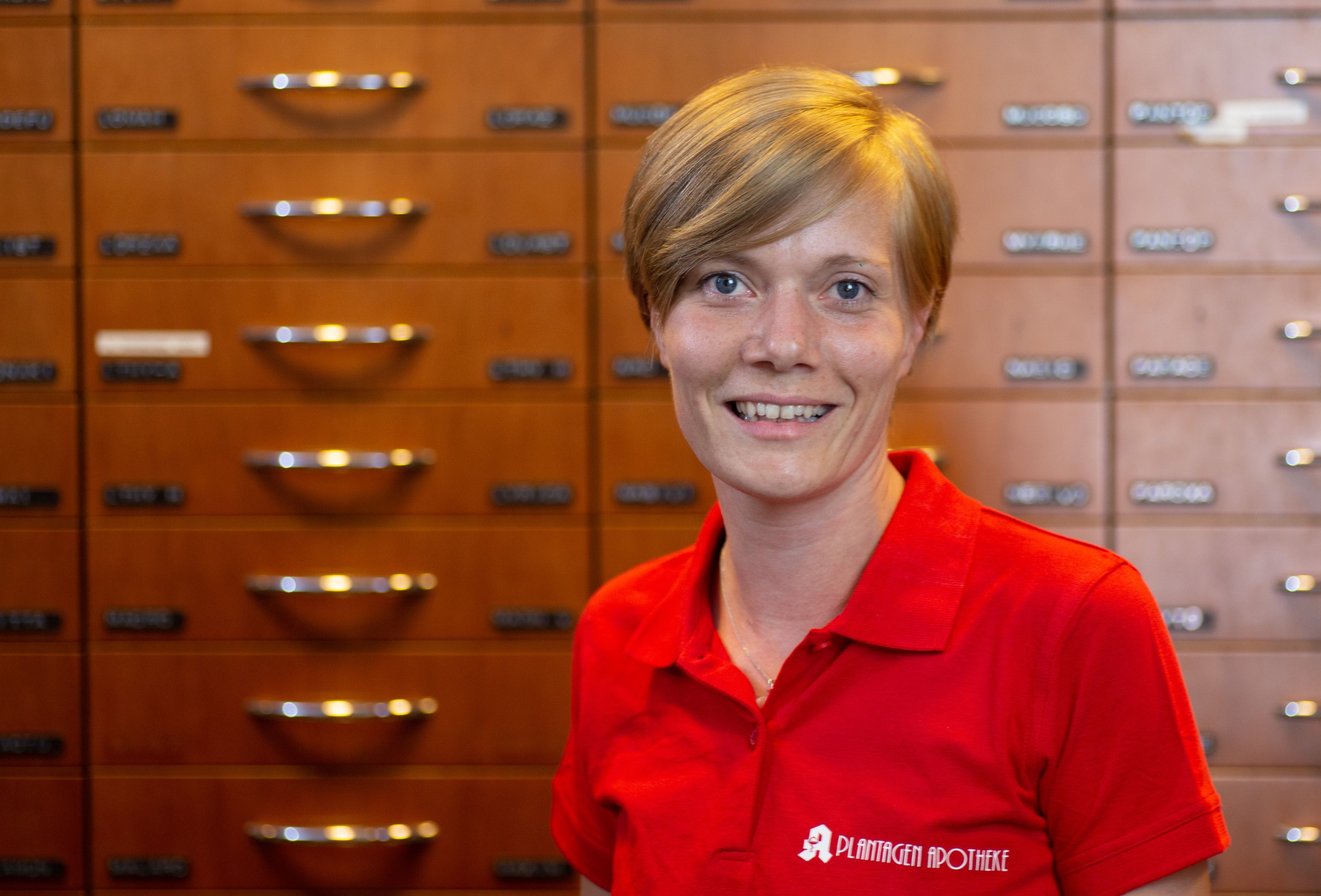 Das Bild zeigt ein Porträt der PTA Angelique Bressè